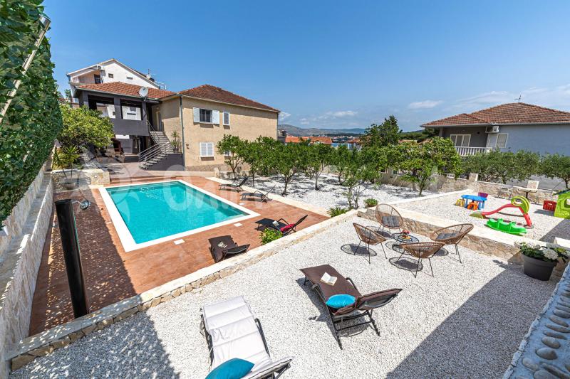 Апартамент Karlo 3